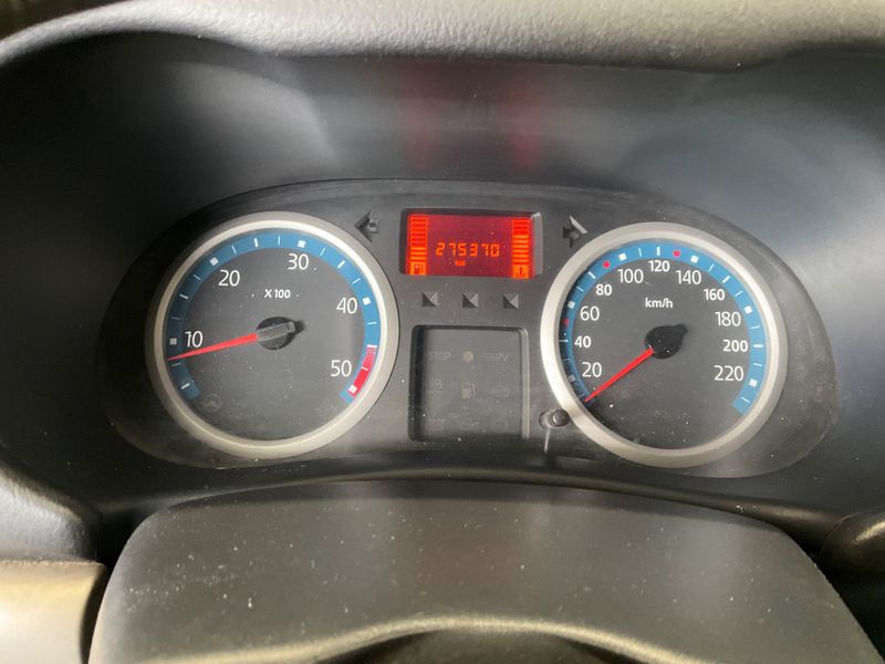 Renault Clio 1.5 dCi Campus Pack Sport 2006 – снимка 4