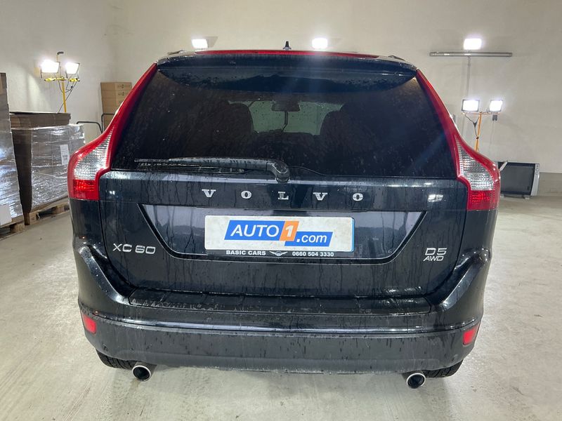Volvo XC60 2.4 D5 Momentum AWD 2010 – снимка 7