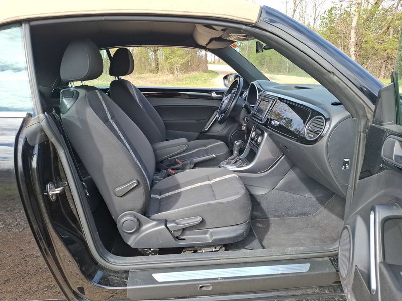 Volkswagen Beetle 1.2 TSI Design BlueMotion 2017 – снимка 10