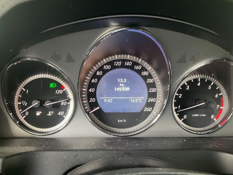 Mercedes-Benz C-Klasse C 200 CGI BlueEfficiency Sport Edition Avantgarde 2010 – снимка 18