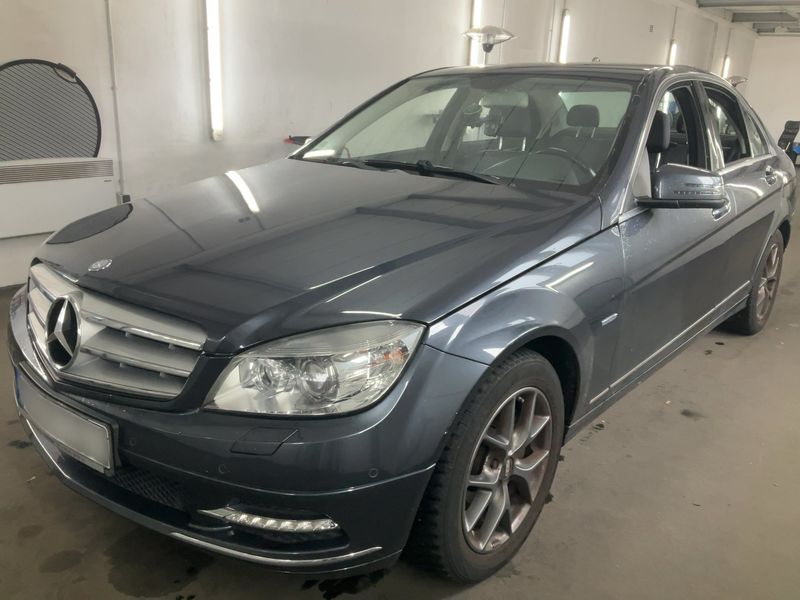 Mercedes-Benz C-Klasse C 200 CGI BlueEfficiency Sport Edition Avantgarde 2010 – снимка 1