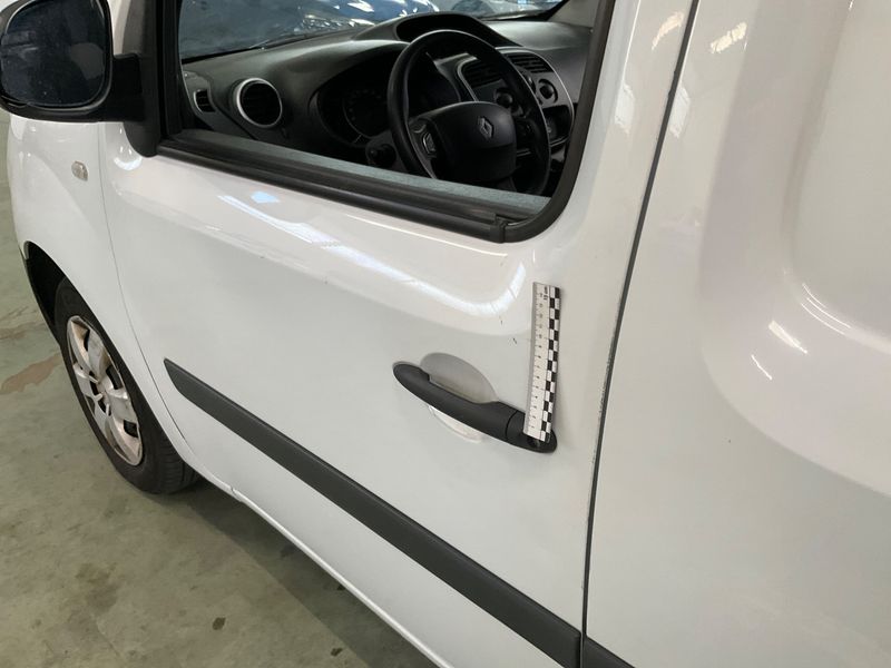 Renault Kangoo 1.5 BLUE dCi Express Extra Série Spéciale 2020 – снимка 28