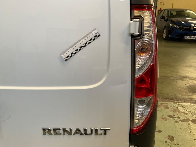 Renault Kangoo 1.5 BLUE dCi Express Extra Série Spéciale 2020 – снимка 34