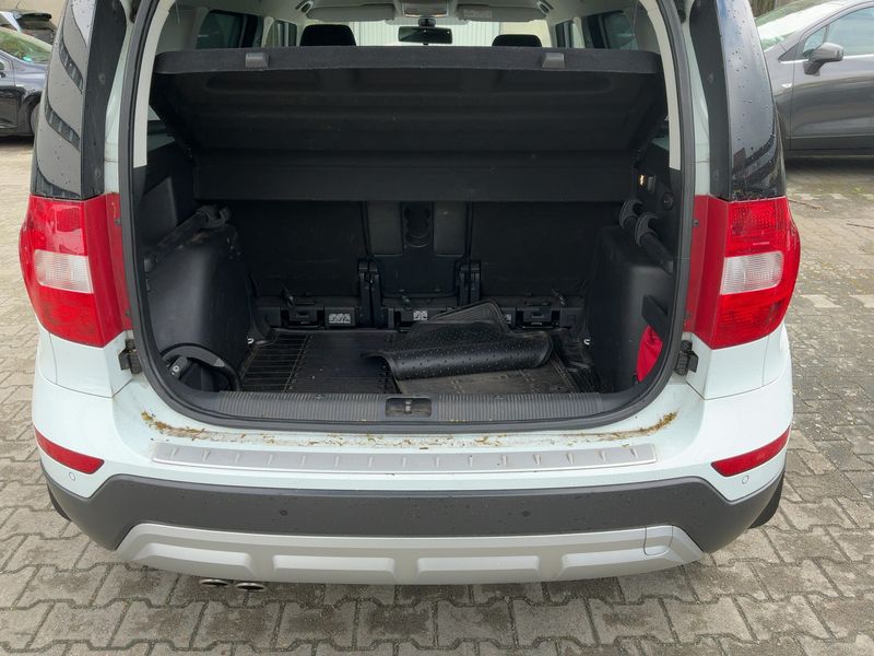 Skoda Yeti 2.0 TDI Ambition Outdoor 2015 – снимка 15