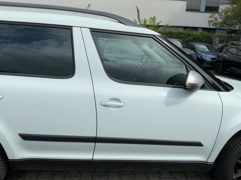 Skoda Yeti 2.0 TDI Ambition Outdoor 2015 – снимка 10