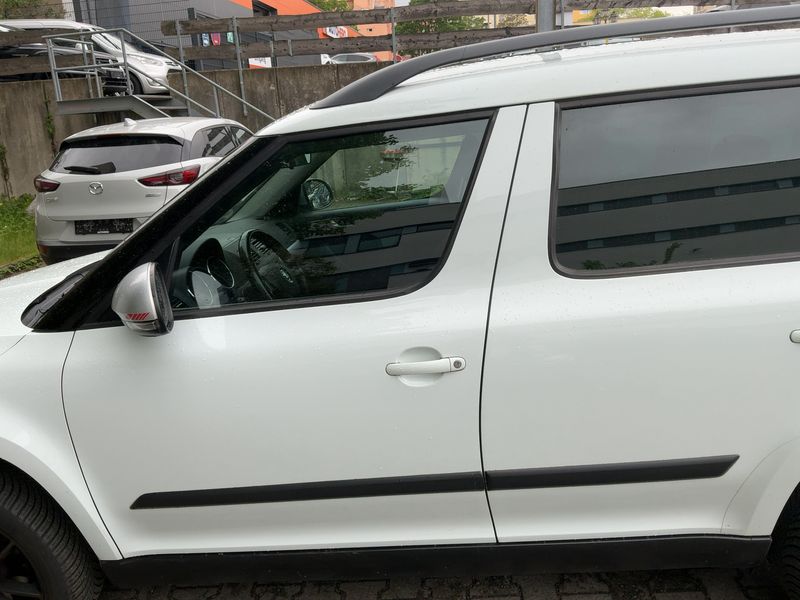 Skoda Yeti 2.0 TDI Ambition Outdoor 2015 – снимка 4