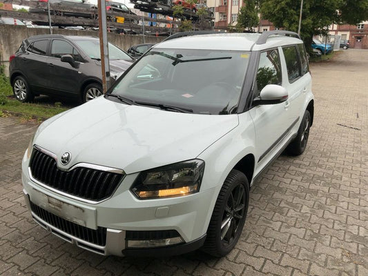 Skoda Yeti 2.0 TDI Ambition Outdoor 2015 – снимка 1