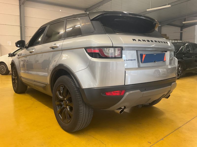 Land Rover Evoque 2.0 ed4 SE Dynamic 2017 – снимка 6