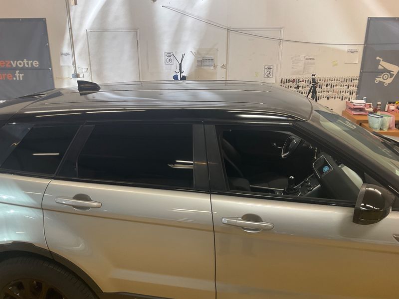 Land Rover Evoque 2.0 ed4 SE Dynamic 2017 – снимка 13