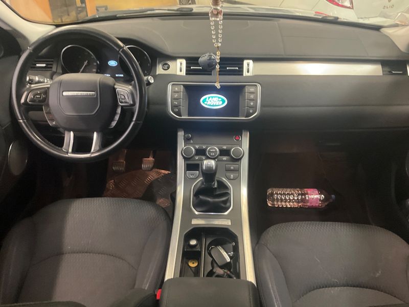 Land Rover Evoque 2.0 ed4 SE Dynamic 2017 – снимка 17
