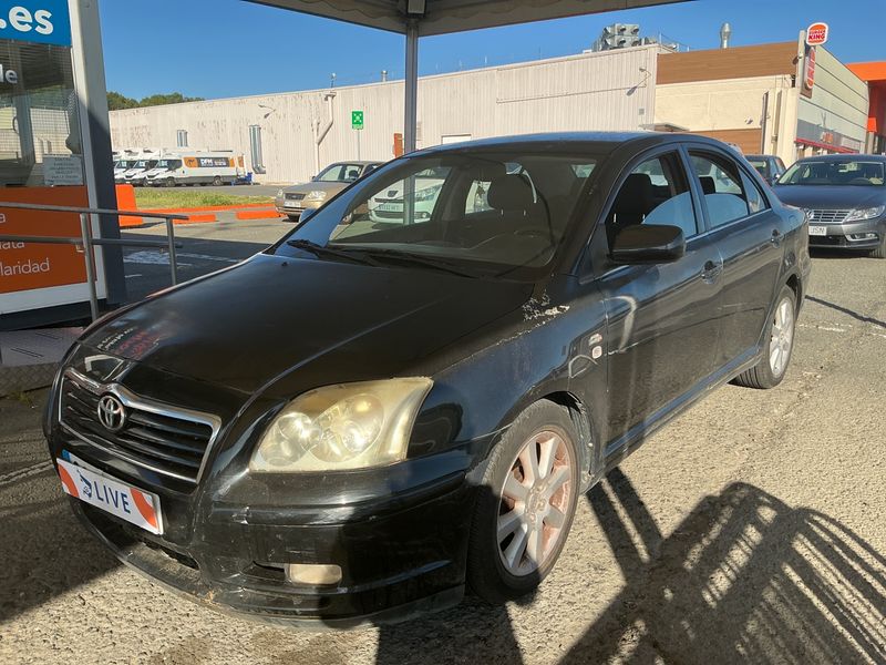 Toyota Avensis 2.0 D-4D 2004 – снимка 1