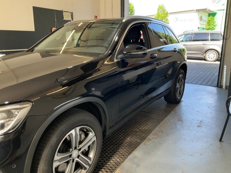 Mercedes-Benz GLC-Klasse GLC 300e 4Matic 2022 – снимка 2
