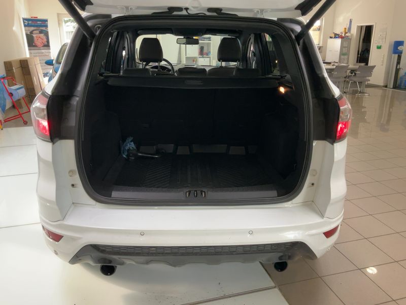 Ford Kuga 1.5 EcoBoost ST-Line 2017 – снимка 15