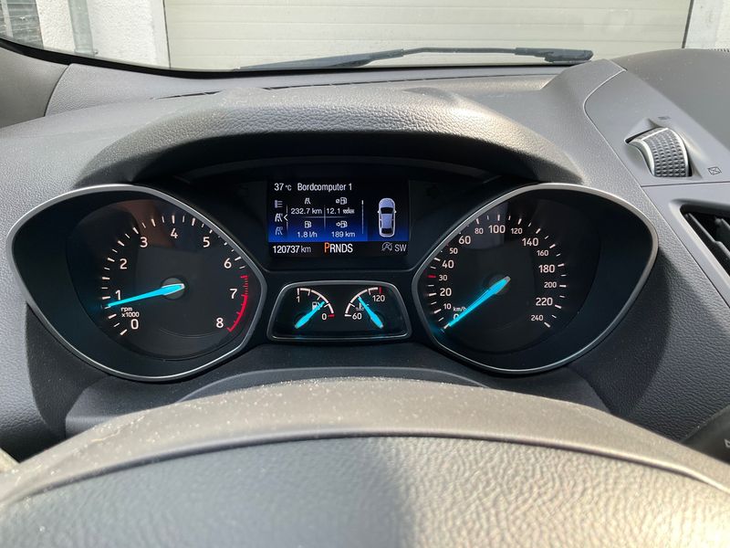 Ford Kuga 1.5 EcoBoost ST-Line 2017 – снимка 18