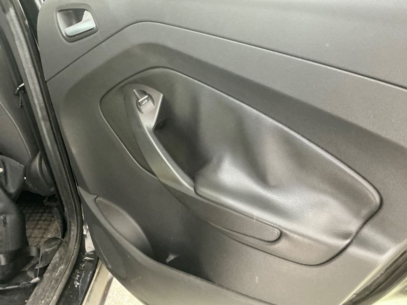 Ford Kuga 2.0 TDCi TD Plus 2014 – снимка 28