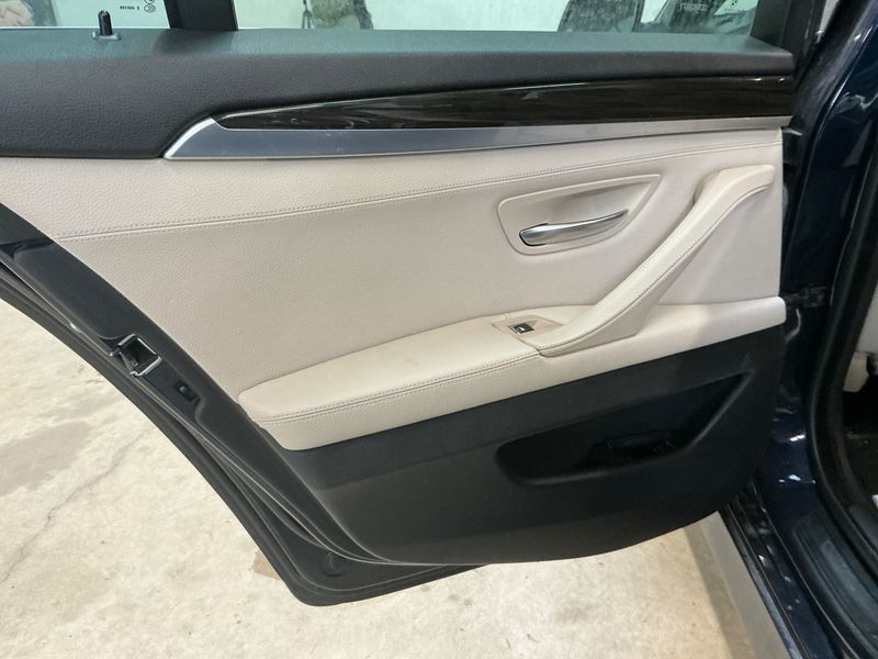 BMW 5er 528i Lounge Plus 2013 – снимка 32