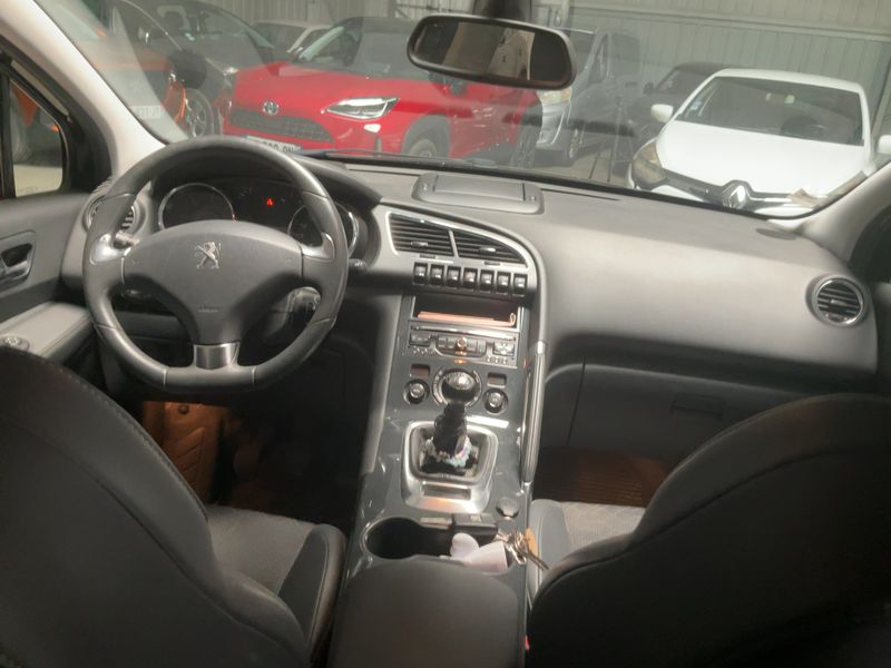 Peugeot 3008 1.6 HDi Allure 2014 – снимка 17