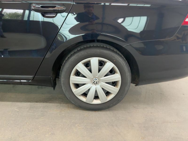 Volkswagen Passat 2.0 TDI Trendline BlueMotion Tech 2014 – снимка 5