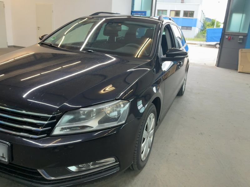 Volkswagen Passat 2.0 TDI Trendline BlueMotion Tech 2014 – снимка 2