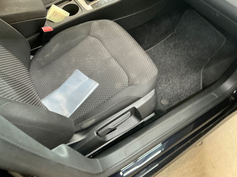 Volkswagen Passat 2.0 TDI Trendline BlueMotion Tech 2014 – снимка 26