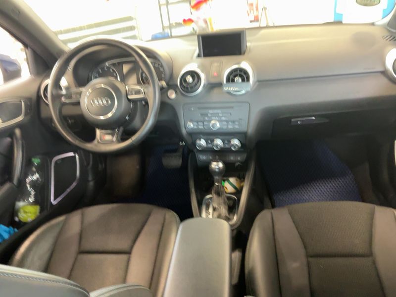 Audi A1 Sportback 1.4 TFSI S line Sportpaket 2012 – снимка 17