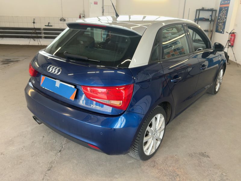 Audi A1 Sportback 1.4 TFSI S line Sportpaket 2012 – снимка 8