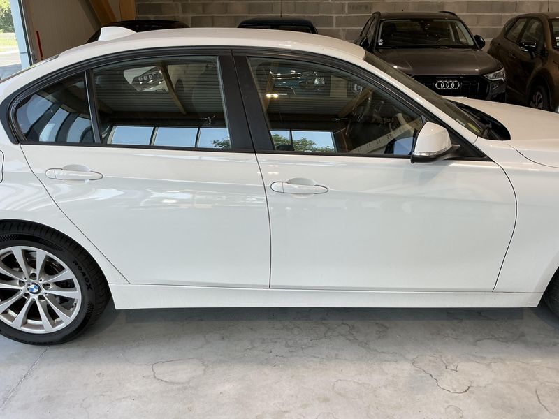 BMW 3er 318d Lounge 2017 – снимка 7