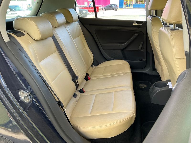Volkswagen Golf V 1.9 TDI IGolf 2008 – снимка 14
