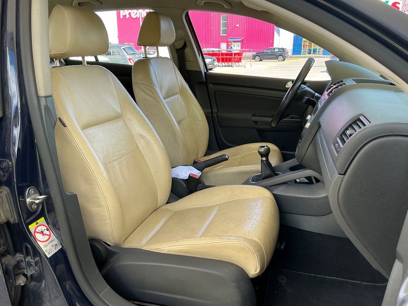 Volkswagen Golf V 1.9 TDI IGolf 2008 – снимка 11