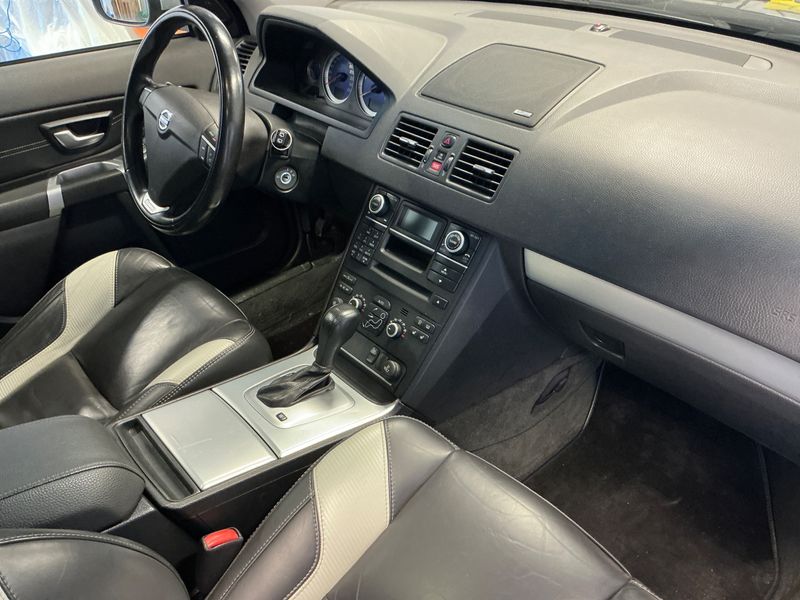 Volvo XC90 2.4 D5 R-Design 2014 – снимка 28