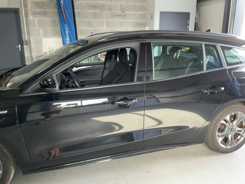 Ford Focus 1.5 TDCi EcoBlue ST-Line Business 2020 – снимка 4