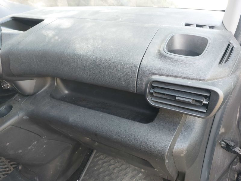 Peugeot Partner 1.5 Blue-HDi XL 950 2023 – снимка 94