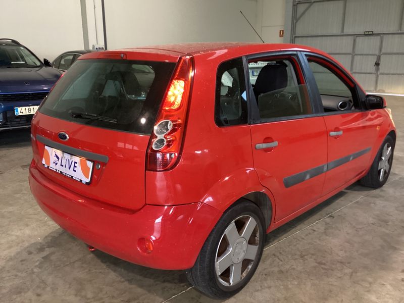 Ford Fiesta 1.6 Trend 2006 – снимка 2