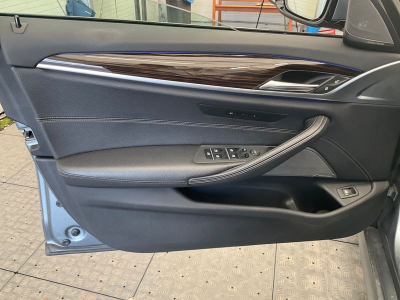 BMW 5er 540i xDrive M Sport 2018 – снимка 29