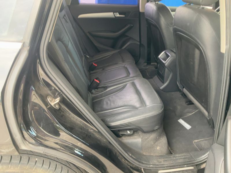 Audi Q5 2.0 TFSI quattro 2009 – снимка 19