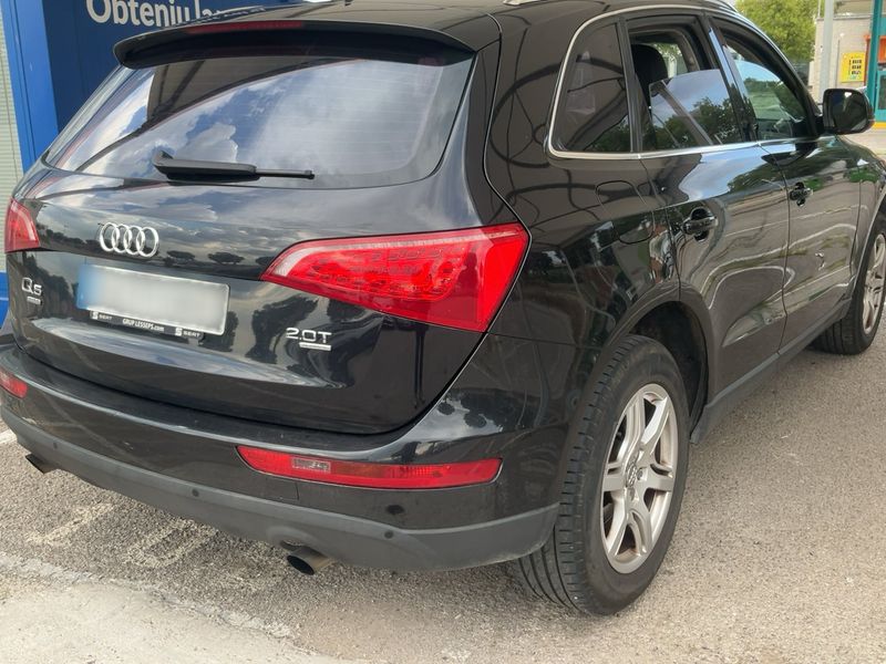 Audi Q5 2.0 TFSI quattro 2009 – снимка 8