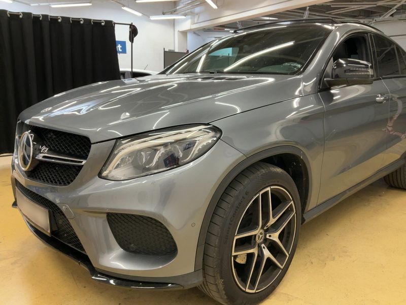 Mercedes-Benz GLE-Klasse GLE 350 d 4Matic AMG Line 2018 – снимка 2