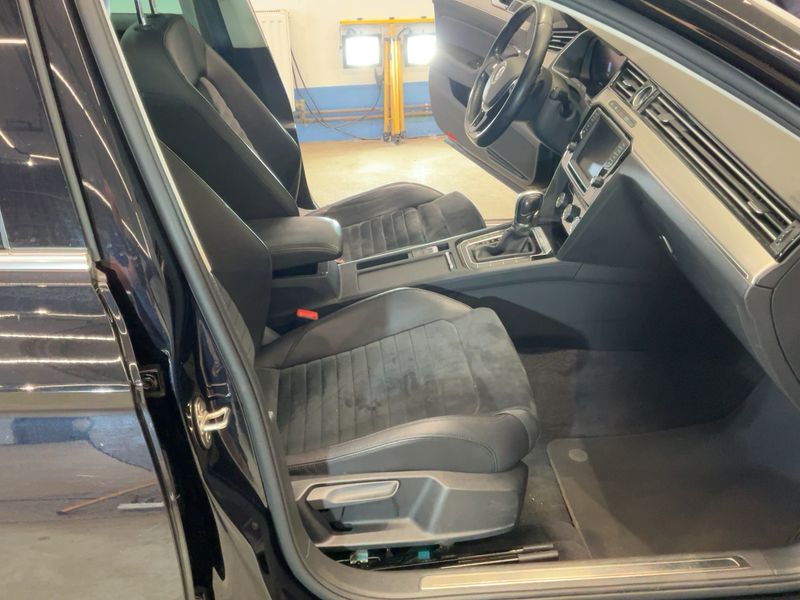 Volkswagen Passat 2.0 TDI Highline 4Motion BlueMotion Tech 2015 – снимка 17