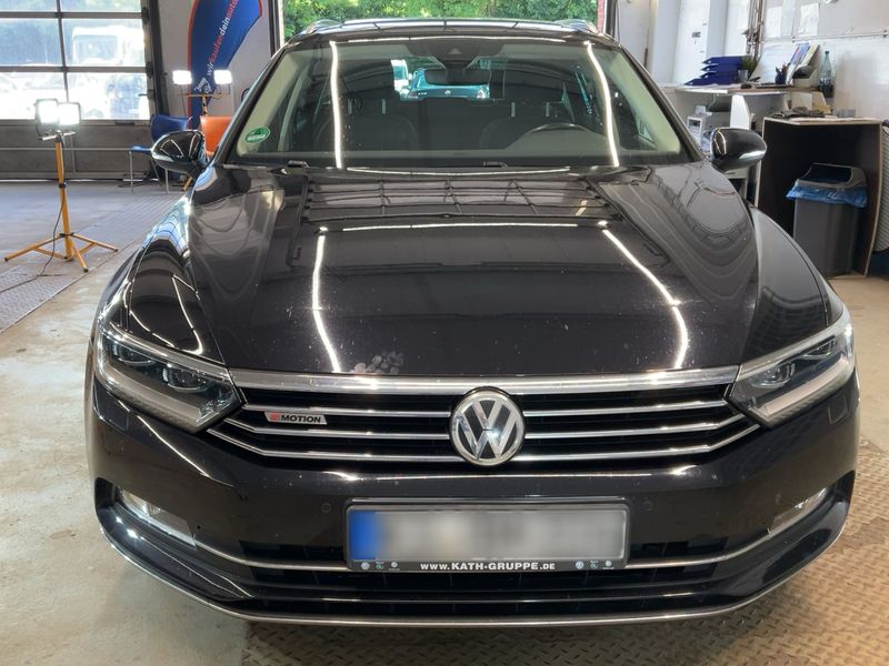 Volkswagen Passat 2.0 TDI Highline 4Motion BlueMotion Tech 2015 – снимка 14