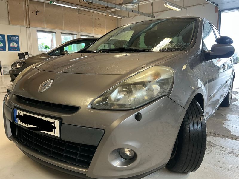 Renault Clio 1.2 Expression 2009 – снимка 1