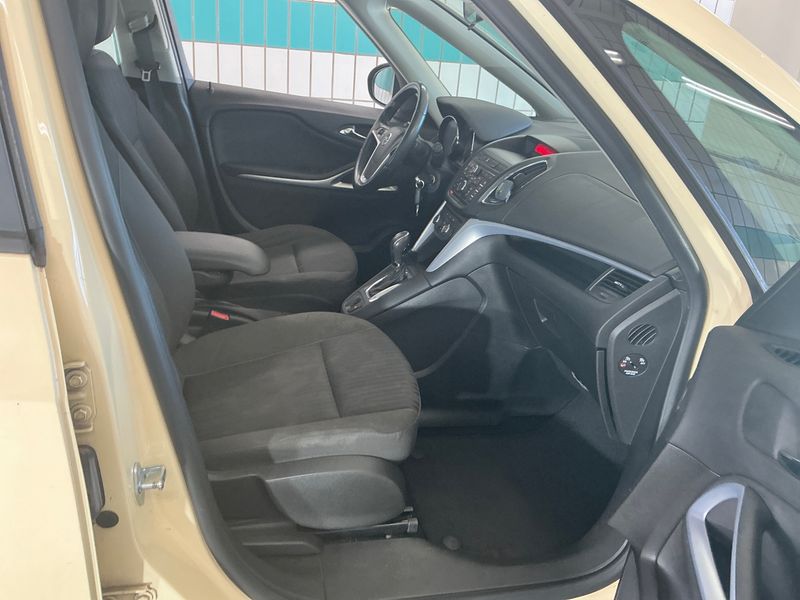 Opel Zafira Tourer 2.0 CDTI Edition 2015 – снимка 3
