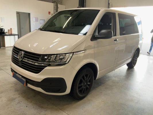 Volkswagen T6 Multivan 2.0 TDI Trendline FWD 2021 – снимка 1
