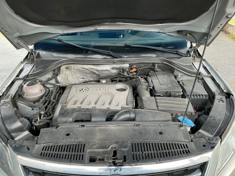 Volkswagen Tiguan 2.0 TDI Sportline BlueMotion Tech 2010 – снимка 24