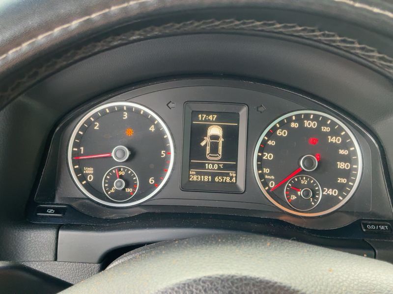 Volkswagen Tiguan 2.0 TDI Sportline BlueMotion Tech 2010 – снимка 18