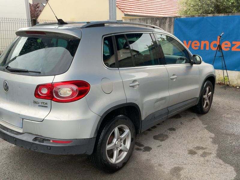 Volkswagen Tiguan 2.0 TDI Sportline BlueMotion Tech 2010 – снимка 8