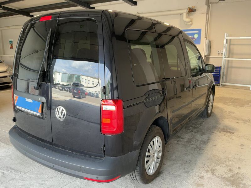 Volkswagen Caddy 2.0 TDI Trendline BlueMotion Tech 2019 – снимка на щета 8