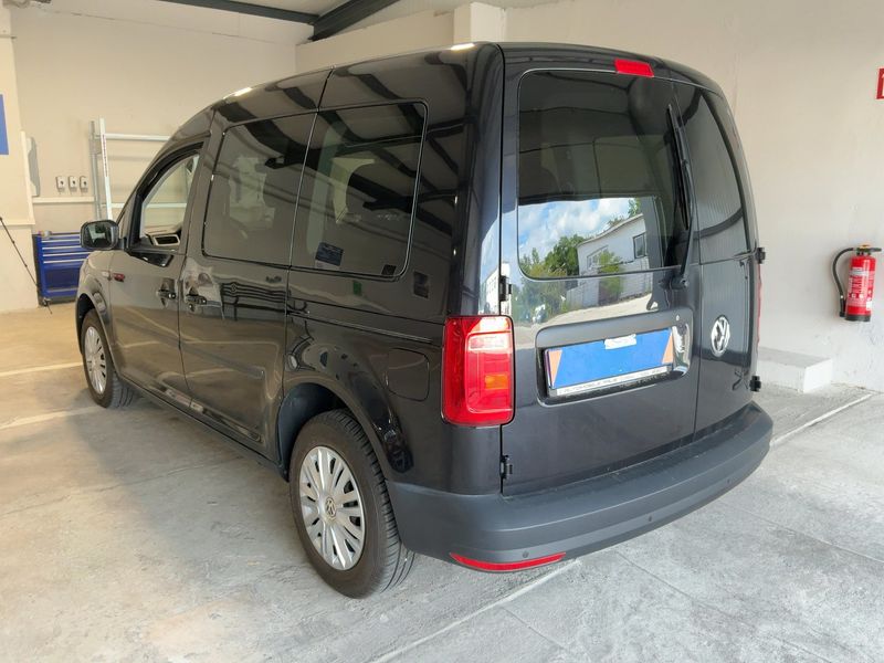 Volkswagen Caddy 2.0 TDI Trendline BlueMotion Tech 2019 – снимка на щета 6