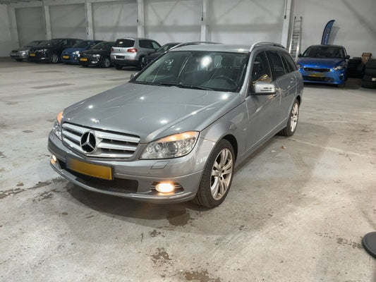 Mercedes-Benz C-Klasse C 180 CGI T BlueEfficiency Avantgarde 2010 – снимка 1