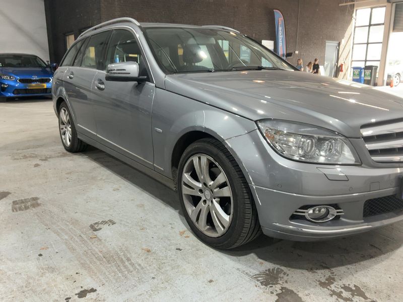 Mercedes-Benz C-Klasse C 180 CGI T BlueEfficiency Avantgarde 2010 – снимка 12