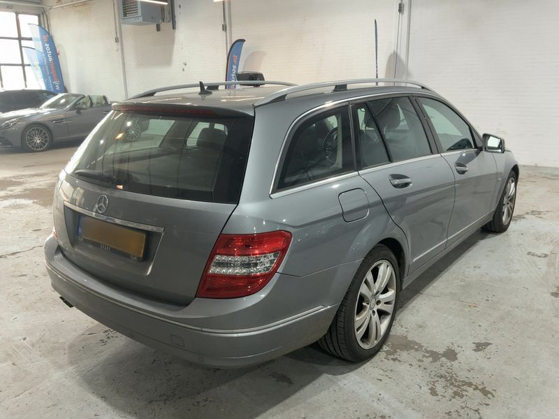Mercedes-Benz C-Klasse C 180 CGI T BlueEfficiency Avantgarde 2010 – снимка 8